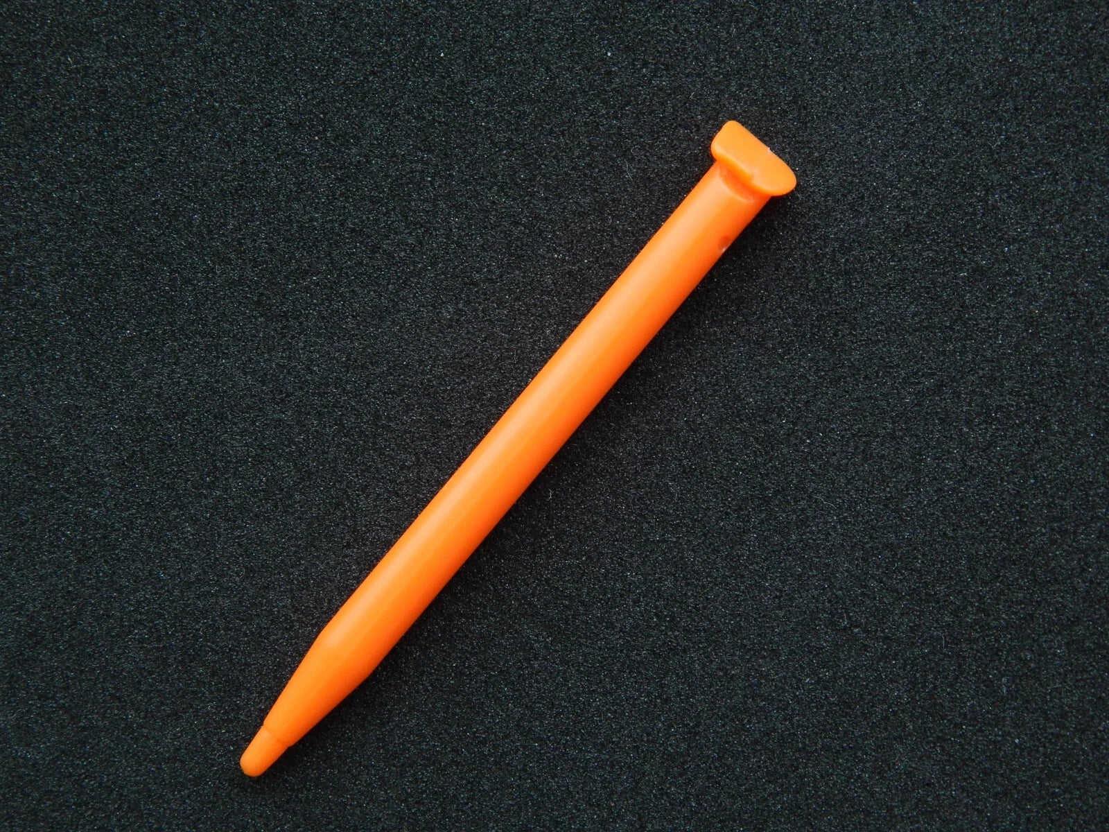 Nintendo NEW 2DS XL / 2DS LL lietimui jautrus stylus rašiklis (touch pen) – plastikinis pakaitinis, 1 vnt.