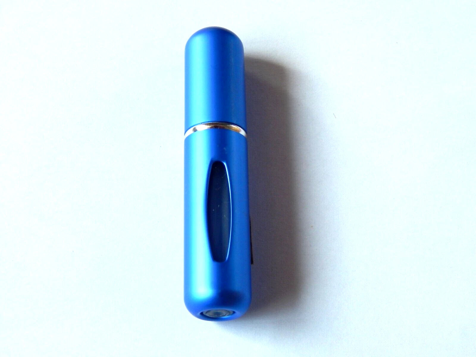 5 ml daugkartinė kvepalų purškimo talpa – kelioninis aliuminio buteliukas (pasirinkite spalvą)